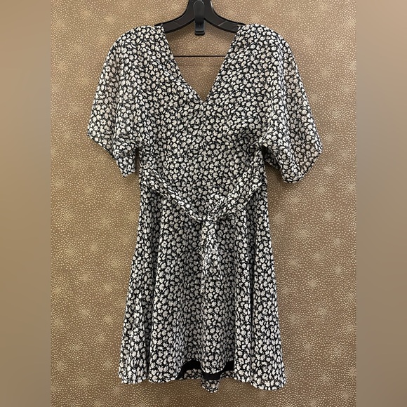 🔥🔥🔥NEW All Saints Ivey Floral Split Sleeve Mini Dress - Picture 11 of 13